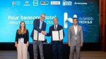 Penandatanganan nota kesepahaman (Memorandum of Understanding) antara PT Tata Sarana Makmur (TSM) dan i4P Informatics asal Hungaria dalam acara Hunindotech 6.0.