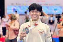  Andi Sultan Altaf Mirza, mahasiswa Program Studi Informatika UNM, yang sukses meraih medali perak pada nomor Poomsae Freestyle Senior Putra cabang olahraga Taekwondo