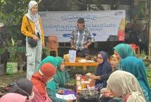 Jaga Ekosistem Lingkungan, BRI Peduli Beri Pelatihan Pengolahan Limbah Minyak Jelantah di Bank Sampah Bogor