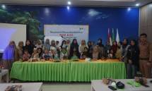 Layanan Kesehatan Cuma-Cuma (LKC) Dompet Dhuafa Sulawesi Selatan menggelar Program Pos Gizi bekerja sama dengan Humia Trust, komunitas warga Muslim Indonesia di Auckland, Selandia Baru.