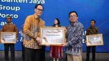 Direktur Utama Tanjung Lesung, Poernomo Siswoprasetijo saat menerima pemghargaan Sosok Visioner Dunia Pariwisata di ajang KBA Awards 2025