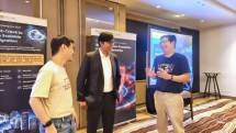 Head of Big Data Multipolar Technology Andrew, Cloud Product Specialist Multipolar Technology Deni Teguh Triyanto, dan SIEM Product Manager-IT Security Section Head Multipolar Technology Ignasius Oky Yoewono sedang berbincang di sela-sela seminar _Beyond IT Struggles: Your Cloud Breaktrough Starts Here_ yang diselenggarakan oleh Multipolar Technology di Pullman Thamrin, Jakarta, Kamis pekan lalu. 