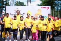 POKKA Resmi Luncurkan Natsbee Honey Orange di acara Car Free Day (CFD) Jakarta.