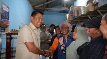 Wakil Menteri Pertanian (Wamentan) Sudaryono saat melakukan sidak ke salah satu kios pupuk di Desa Pagentan, Singosari, Malang