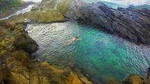 Pantai Wediombo, di Gunung Kidul, Yogyakarta (Foto:yogyalagi.com)