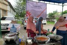 Bantuan Bencana Banjir Medan oleh Telkom Peduli. 