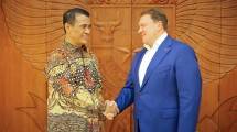 Menteri Pertanian (Mentan) Andi Amran Sulaiman saat menerima kunjungan Dmitry Lukashenko, putra Presiden Belarusia