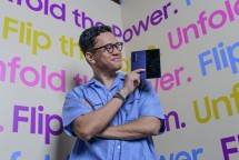 Arief Muhammad, influencer dan Entrepreneur, membagikan cerita tentang bagaimana Galaxy Z Series dengan Gemini AI membantunya mengakselerasi proses riset dan strategi bisnis lebih cepat dan efisien