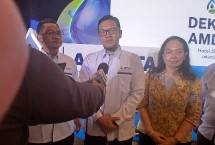 Ketua Umum Terpilih AMDATARA, Karyanto Wibowo (tengah)