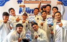 Atlet Peraih Medali di Sea Games Thailand 2025 berfoto bersama di SoKlin Corner.