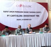 Manajemen dan Dewan Komisaris PT Capitalinc Investment Tbk (MTFN) duduk bersama melaksanakan RUPST di Jakarta pada 29 Desember 2025. (Foto: Manajemen MTFN)