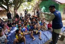Program pendampingan dan trauma healing bagi anak-anak di Desa Menanggini, Kabupaten Aceh Tamiang.