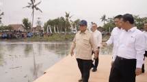 Prabowo menghadiri panen raya dan pengumuman swasembada pangan di Karawang (Foto: dok. YouTube Setpres)