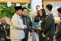 Menteri Pemuda dan Olahraga RI (Menpora RI) Erick Thohir, Presiden Prabowo bersama para Atlet