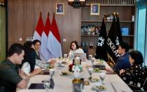 Caption: Wakil Menteri Ekonomi Kreatif, Irene Umar, menerima audiensi dari delegasi Global Executive Nexus Program (GENP) dan Fudan University di Kantor Kementerian Ekraf, Jakarta, Senin (12/1/2026).