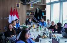 Wakil Menteri Ekonomi Kreatif, Irene Umar, menerima audiensi dari jenama fesyen lokal SOVLO di Kantor Kementerian Ekraf, Jakarta, Selasa (13/1/2026).
