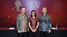 Deputy Group CEO Strategic Development and Assets Sinar Mas Land, Herry Hendarta bersama Chief of Corporate Sales and Marketing Sinar Mas Land, Dian Asmahani, serta Direktur PT Bumi Serpong Damai, Tbk, Hermawan Wijaya saat meluncurkan program&nbsp;National Sales&nbsp;bertajuk&nbsp;Royal Key