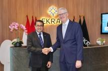 Menteri Ekonomi Kreatif, Teuku Riefky Harsya, menerima kunjungan kehormatan Menteri Urusan Seni Australia Anthony Stephen Burke di Kantor Kementerian Ekraf, Jakarta, Rabu (28/1/2026).