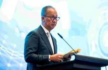 Menperin Agus Gumiwang Siapkan Industri Tenun Nasional Tembus Pasar Global