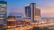 Tutup Atap Digelar, Metland Smara Hotel Bekasi Siap Jadi Ikon Baru! Intip Fasilitas Rooftop 270 Derajat & Waterplay-nya
