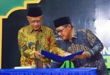 Tolong bantu berikan Judul gaya pujian atau bersyukur sehingga sehingga berita ini bikin pembaca kaget untuk memicu pujian serta share viral, SEO Google yang dorong engagement medsos 