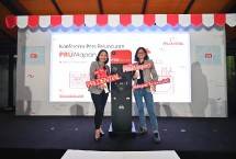 Karin Zulkarnaen, Chief Customer & Marketing Officer Prudential Indonesia (Kiri) dan Yolanda Yasinta, Chief Strategy & Transformation Officer Prudential Indonesia (Kanan), dalam acara Konferensi Pers Peluncuran PRUMapan, Rabu (25/02)