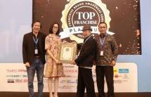 Ray White Indonesia raih tiga penghargaan bergengsi 2026.