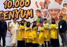Gerakan #SatuSendokSeribuKebaikan, BlueBand menyelenggarakan acara buka puasa bersama 1.000 anak yatim bertajuk &ldquo;10.000 Senyum 1 Hati&rdquo;.