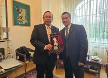 Penandatanganan Memorandum of Understanding (MoU) antara PT Tenriawaru Elite International dan Aurelium Global Talent GmbH. Penandatanganan kerja sama tersebut berlangsung di Konsulat Jenderal Republik Indonesia di Frankfurt, Jerman pada Rabu (25/2).