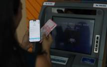 GoPay Hadirkan Tarik Tunai Tanpa Kartu di ATM BRI dan bank bjb, Solusi Praktis Jelang Lebaran 2026