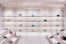 Koleksi Ramadan 2026 Under the Crescent dari Charles & Keith.