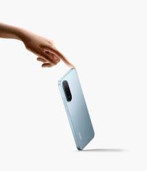 Xiaomi adalah konstituen dari Hang Seng Index, Hang Seng China Enterprises Index, Hang Seng TECH Index and Hang Seng China 50 Index.