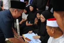 Keluarga Mayor Inf. Anumerta Zulmi Aditya Iskandar Dapat Santunan