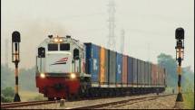 Kereta Api Barang (Ist)