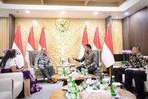 Kedutaan Besar Indonesia saat menemui Pemerintah Indonesia di Jakarta