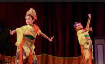 Kisah bertajuk &ldquo;Kembang Turangga Jati&rdquo; dipentaskan oleh Perkumpulan Kesenian Miss Tjitjih 1928