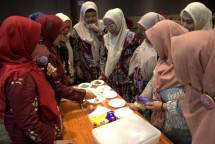  Lippo Cikarang Cosmopolis (LCC) memberikan pelatihan kader Posyandu yang melibatkan sekitar 100 kader dari wilayah kerja Puskesmas Cibatu, Cikarang Selatan.