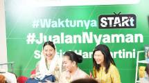 Dyah Roro Esti Widya Putri, Wakil Menteri Perdagangan RI bersama Vonny Ernita Susamto, Senior Director of Tokopedia and TikTok Shop Indonesia berpartisipasi dalam sesi live streaming