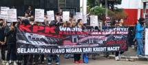 Gelar Aksi, Massa Desak KPK Sita Aset Kalla Group Jika Gagal Bayar di Proyek PLTA Poso