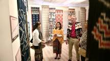 BCA Dorong Tenun Pewarna Alami Tembus Pasar Eropa Lewat Pameran di Amsterdam