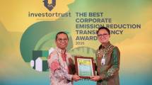 *BSI Raih The Best Corporate Emission Reduction Transparency Awards* Jakarta, 2 Mei 2026. PT Bank Syariah Indonesia (Persero) Tbk meraih The Best Corporate Emission Reduction Transparency Awards yang diterima oleh SVP ESG BSI Muhammad Habiby di Jakarta.