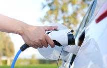 Super Fast Charging EV dan Infrastruktur di Indonesia