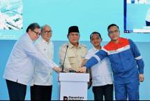 Presiden Prabowo pada acara groundbreaking proyek hilirisasi nasional tahap II di Refinery Unit IV Cilacap, Jawa Tengah, Rabu, 29 April 2026.