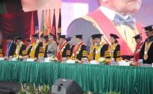 Ubhara Jaya Wisuda 464 Lulusan di Auditorium Kampus II Ubhara Jaya, Bekasi, Rabu (13/5/2026).