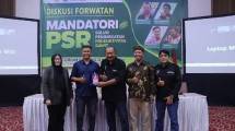 Pengurus Forwatan dan Para pembicara Diskusi Mandatori Sawit