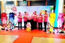 Yakult Luncurkan Varian Stroberi Diperkaya Vitamin D