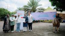 Prudential Syariah serahkan hewan kurban