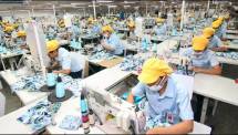 PMI Manufaktur RI Masih Solid, Stok Bahan Baku Industri Terjaga