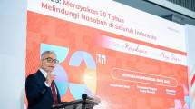 Tony Benitez, President Director Prudential Indonesia menyampaikan kata sambutan untuk membuka Konferensi Pers Kinerja Bisnis Prudential Indonesia 2025 di Jakarta
