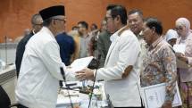 Menteri PU Dody dalam Rapat Kerja Komisi V DPR RI